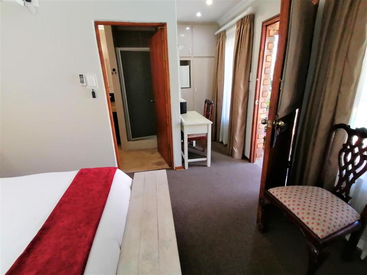 Van Dykshuis Guest House 하이델버그 외부 사진